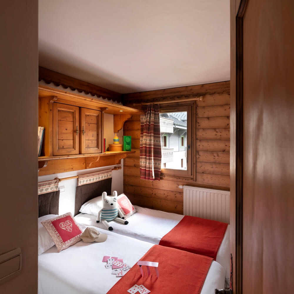 ginabelle-chamonix-bedroom-6-1460735