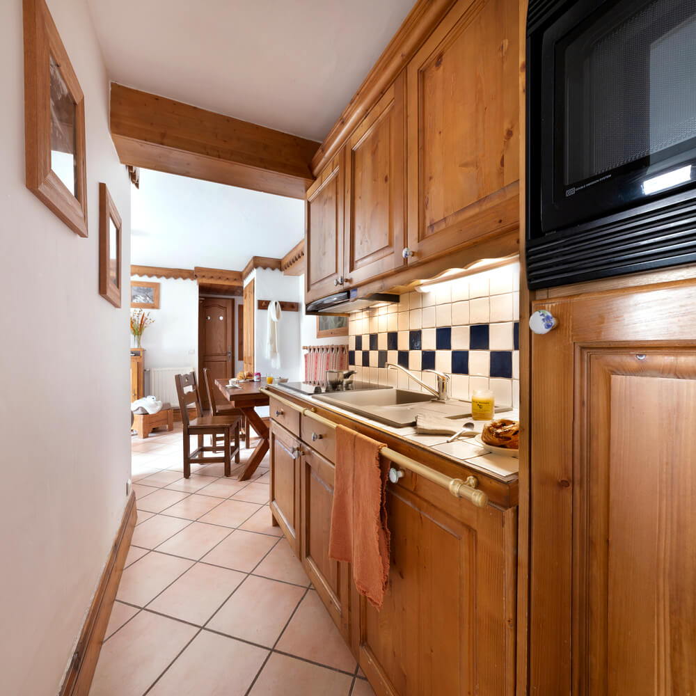 ginabelle-chamonix-kitchen-1460765