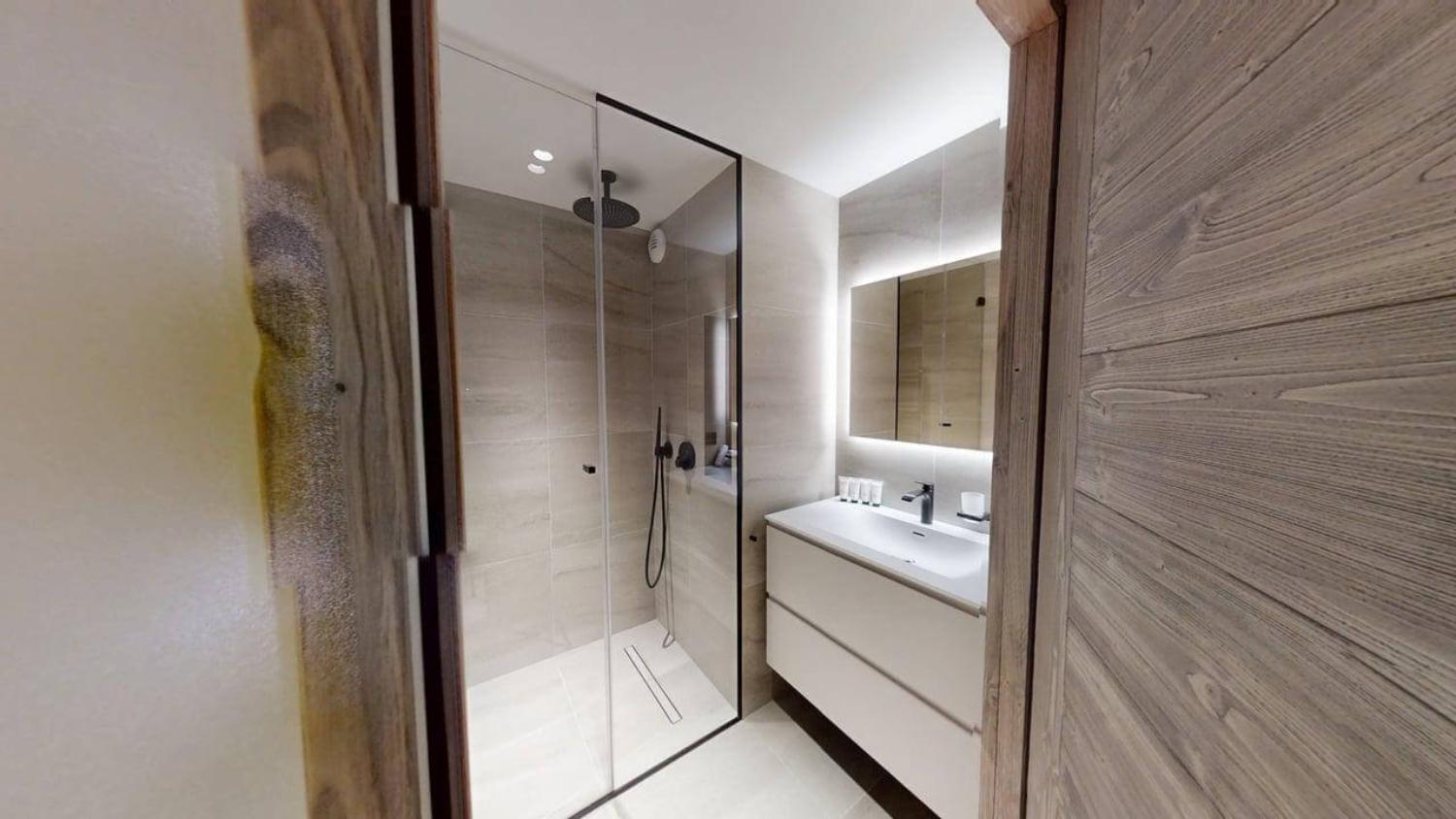 hotel-steamboat-courchevel-app-a04-17-1464998
