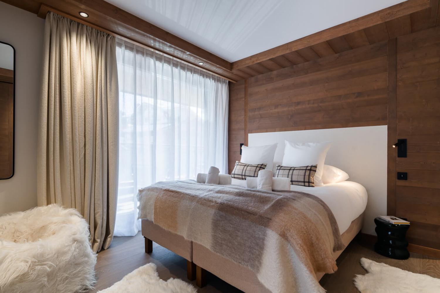 hotel-steamboat-courchevel-app-a12-5-1465034