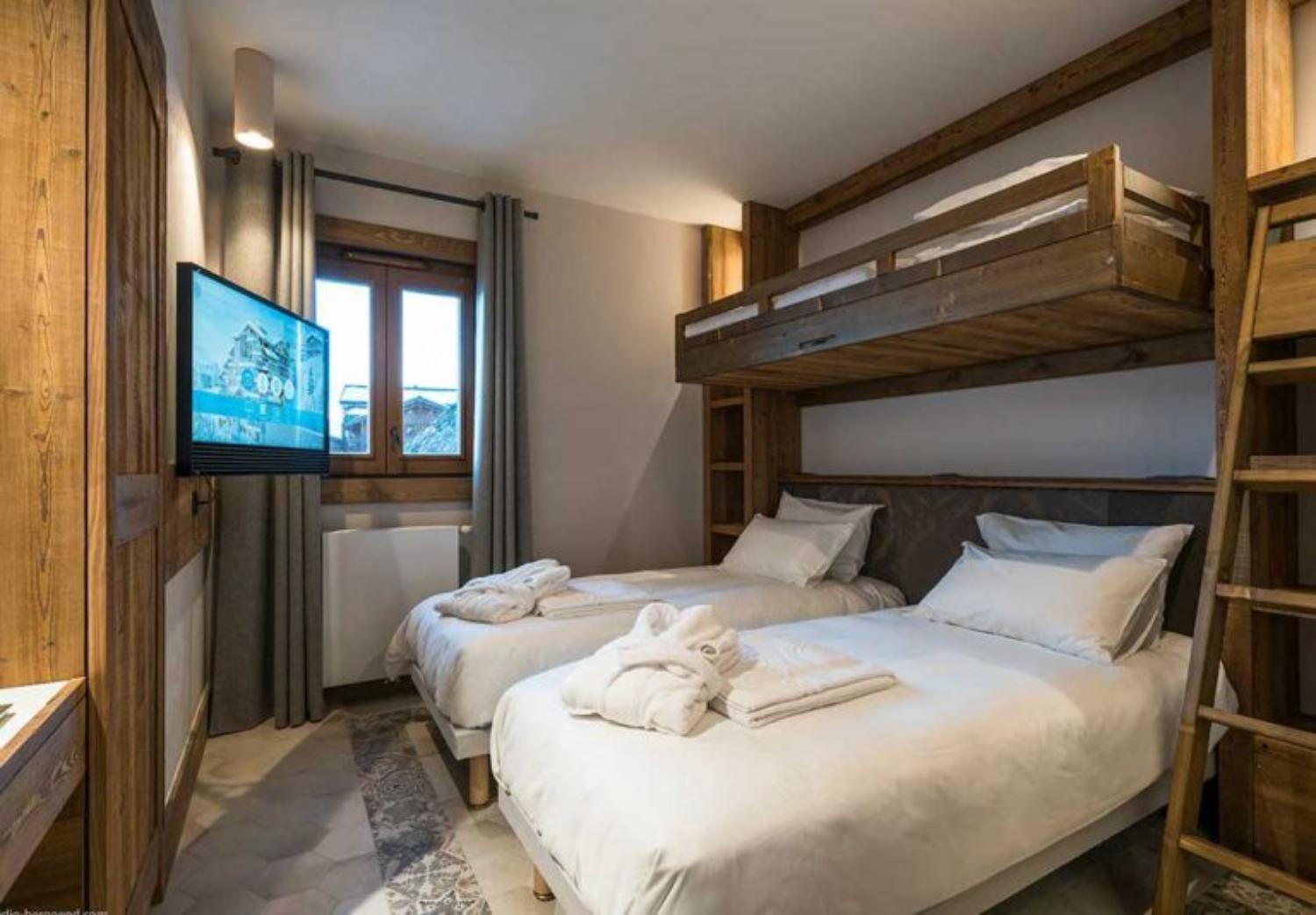 img-13-chalets-cocoon-appartement-luxe-5-etoiles-skis-aux-pieds-bord-de-piste-val-thorens-768x534-1463286