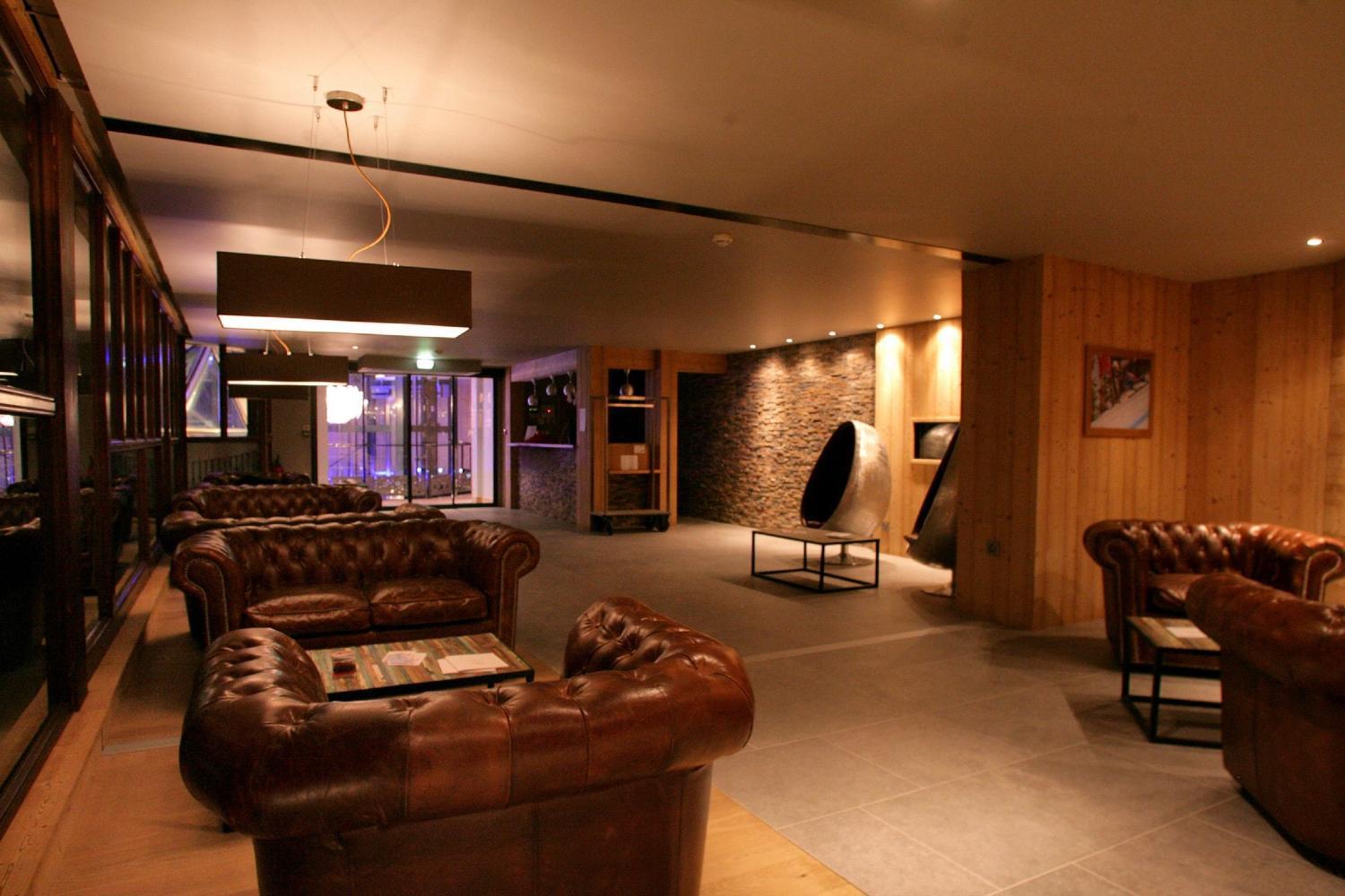 koh-i-nor-val-thorens-reception-424-1449436