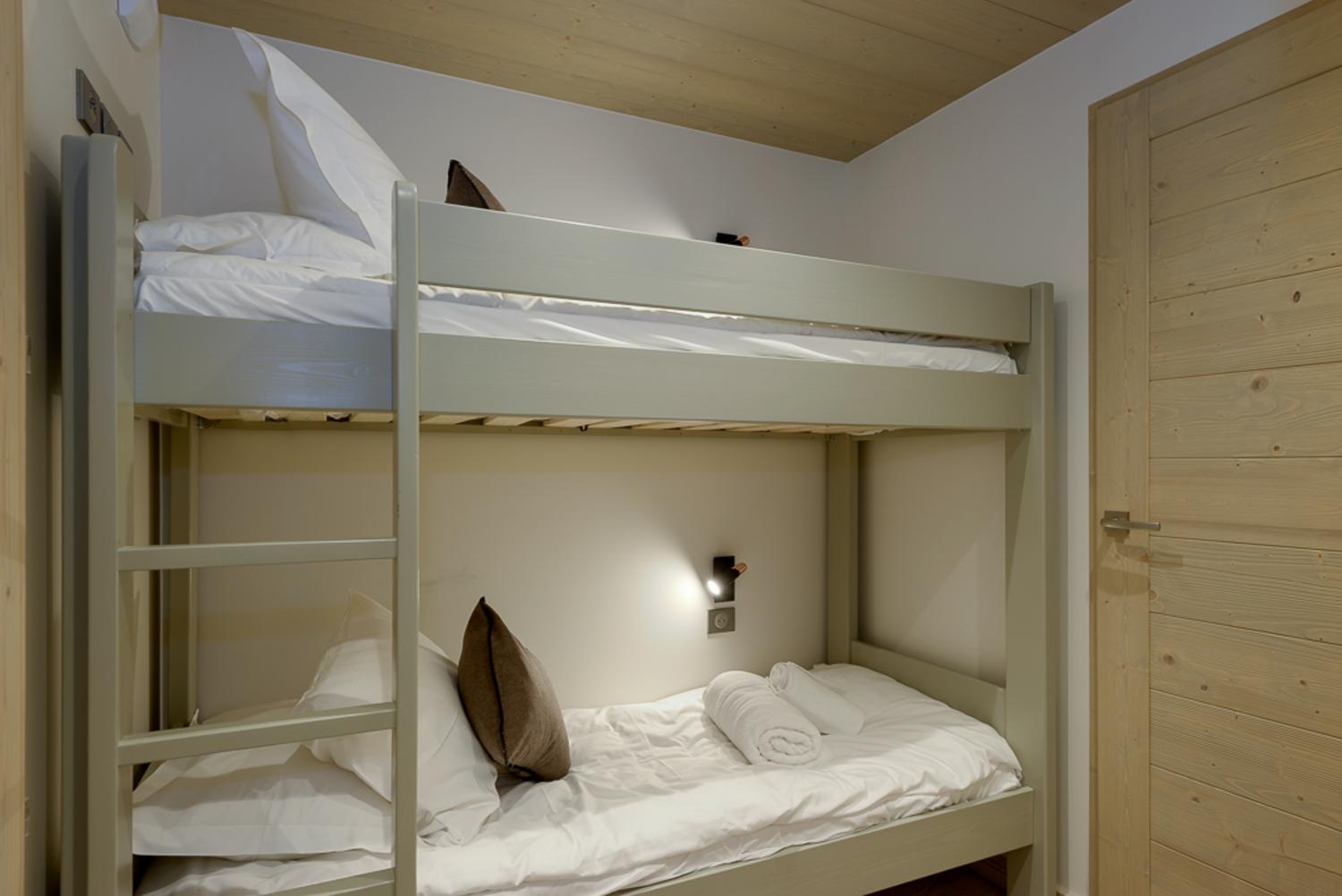 le-c-apt-a08-13-752993