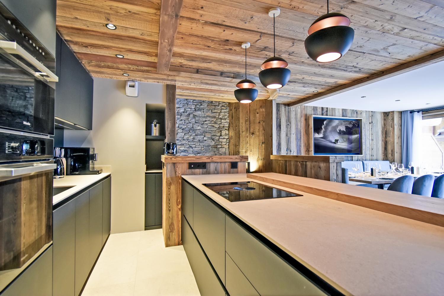 le-flocon-apartment-lgcdp-meribel-kitchen-3-1454210