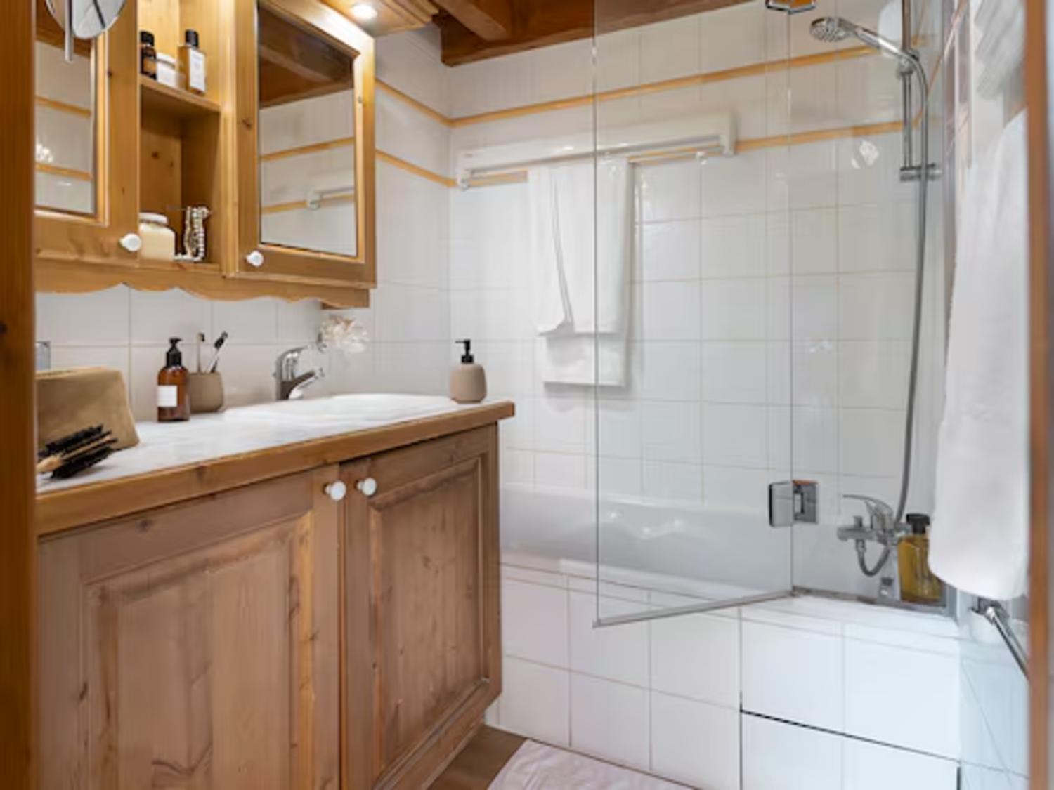 les-alpages-de-reberty-les-menuires-bathroom-2-1460283