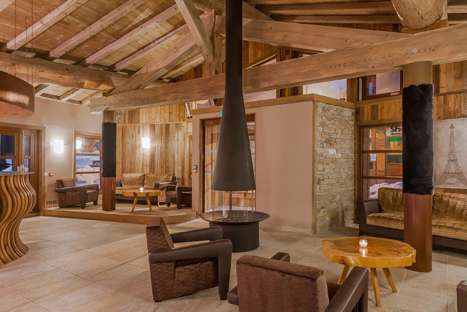 les-balcons-platinum-val-thorens-reception-1-306350