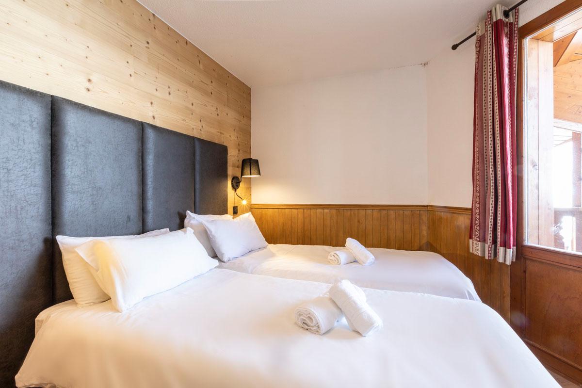 les-balcons-val-thorens-6-8-mez-bedroom-306253
