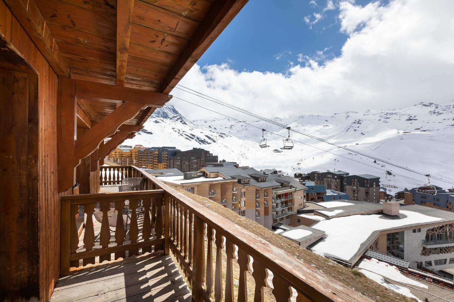 les-balcons-val-thorens-8-10-balcony-306265