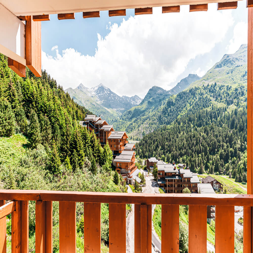 lescrets-m-ribel-balcony-1460800