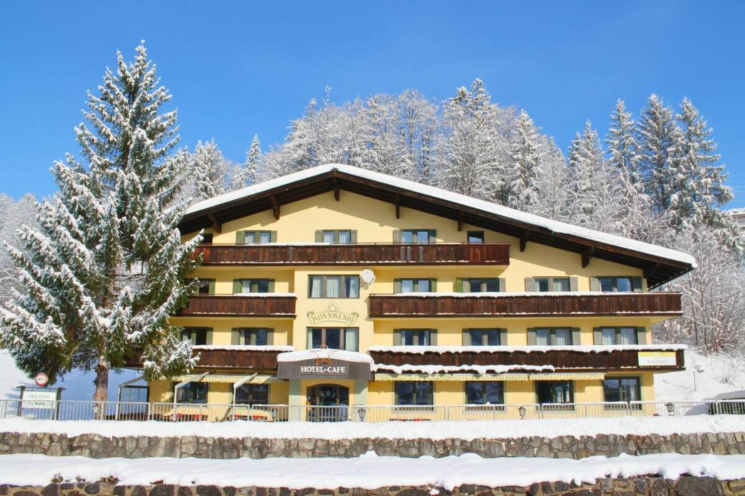 01-scalewidthwzeymdbd-catered-chalet-sonnwend-fieberbrunn-snow-1467215 01-scalewidthwzeymdbd-catered-chalet-sonnwend-fieberbrunn-snow-1467215