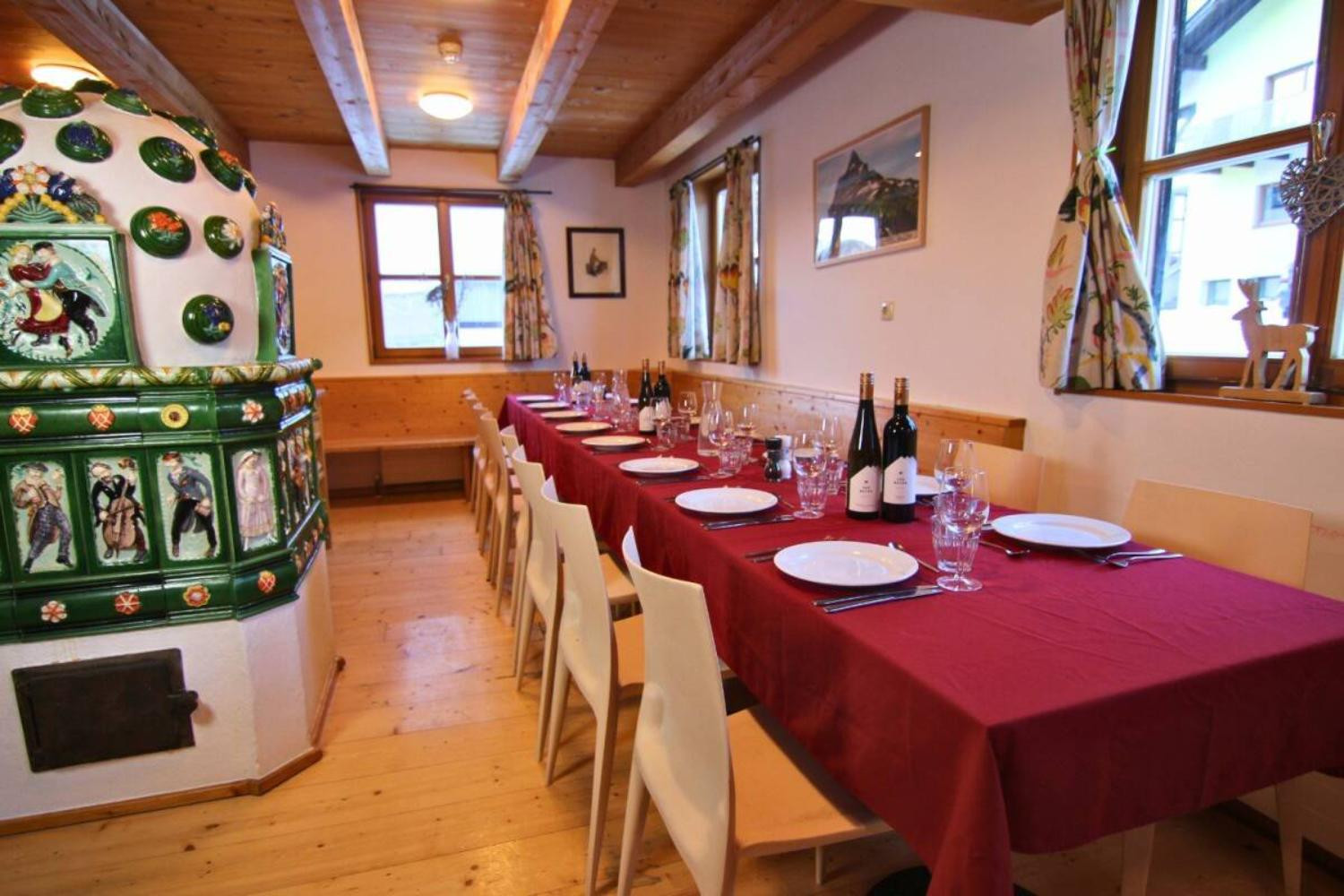 04-scalewidthwzeymdbd-catered-chalet-levett-sankt-anton-inclusief-diner-1467118