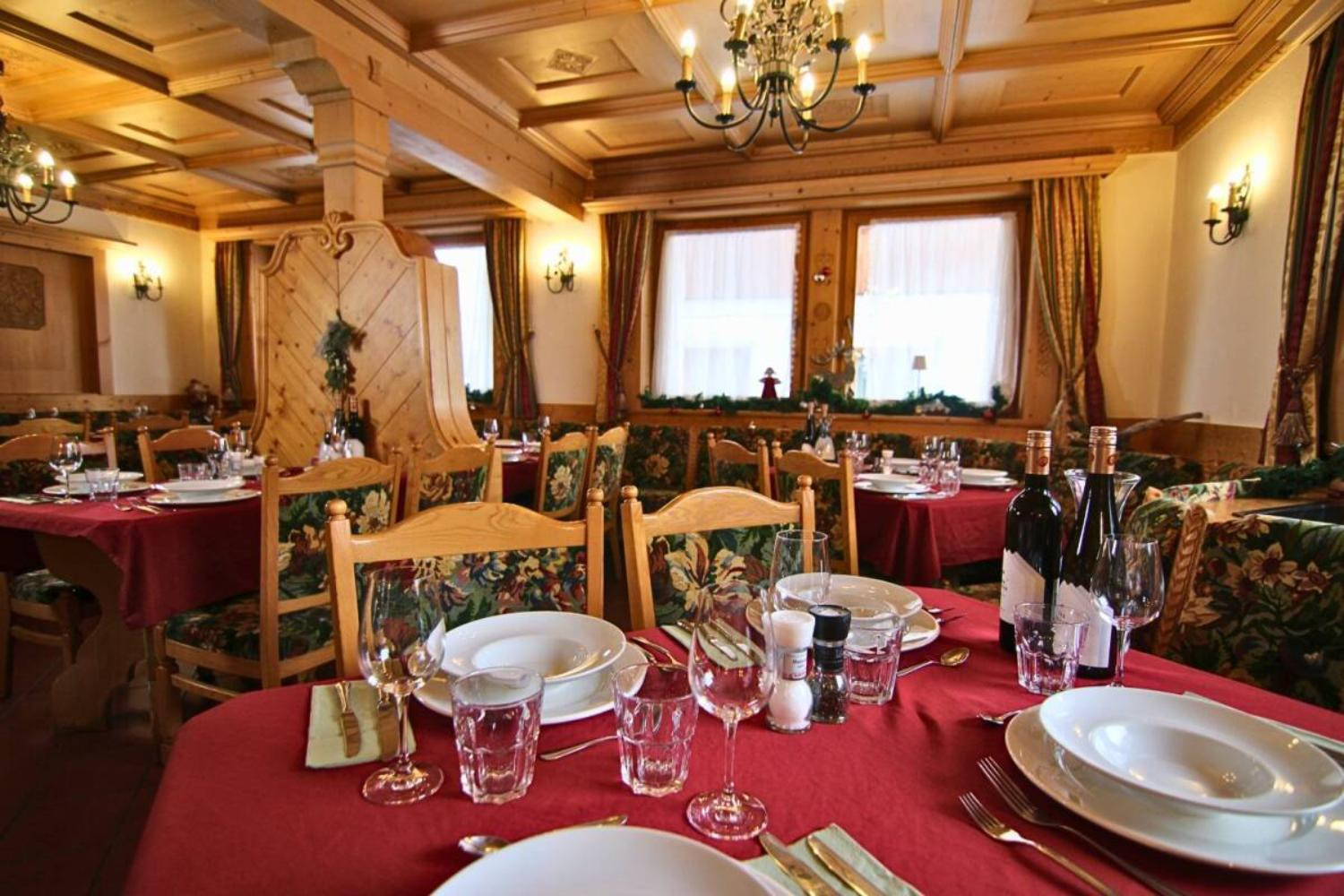 05-scalewidthwzeymdbd-catered-chalet-tirolerhof-serfaus-inclusief-eten-en-drinken-1467259
