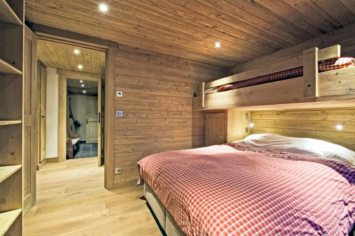 054ec33e-6f66-4b33-9908-032fbbea770e-1451160