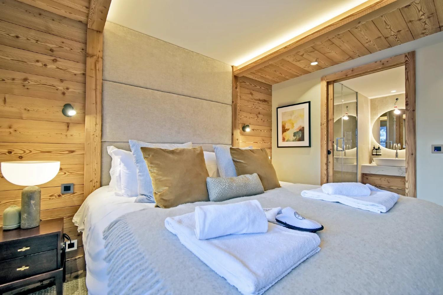 05860847-dde8-4779-b2d2-ce2b486e0df9-1267145