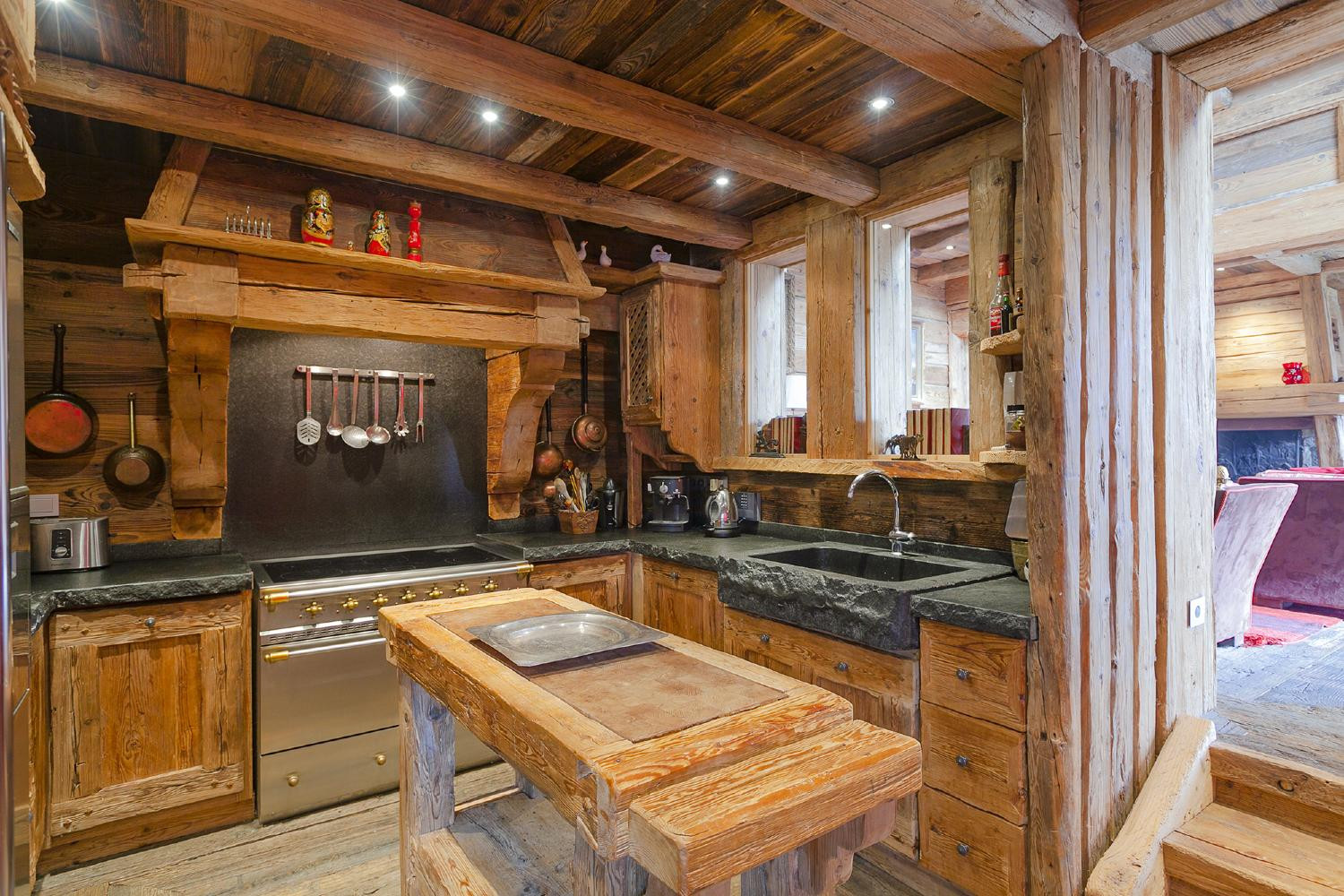 05ac56f1-bc23-4692-92cb-b907e6afc38a-1450844