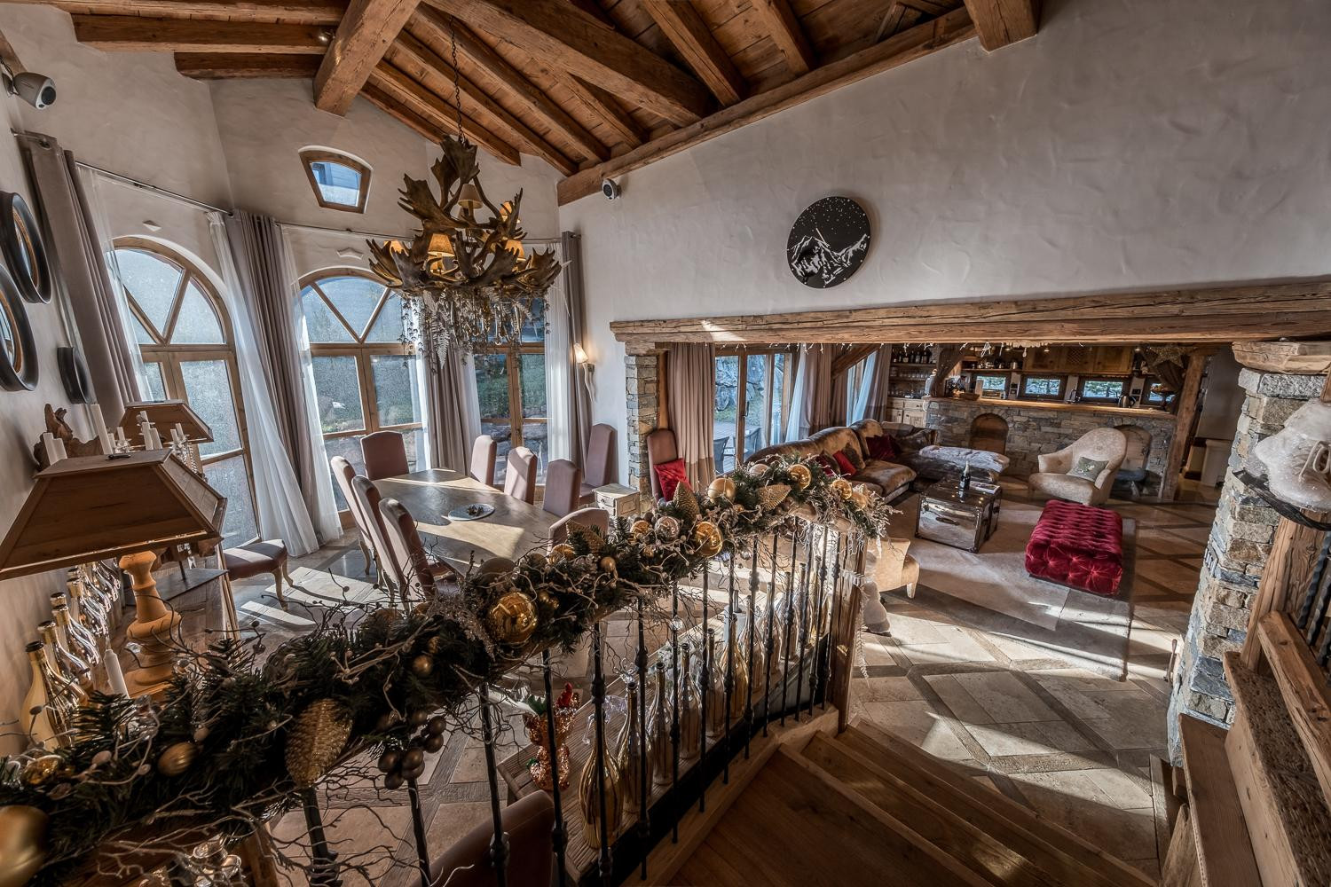 06ff8734-ffb0-417c-8596-bd9d11345bf9-1451479