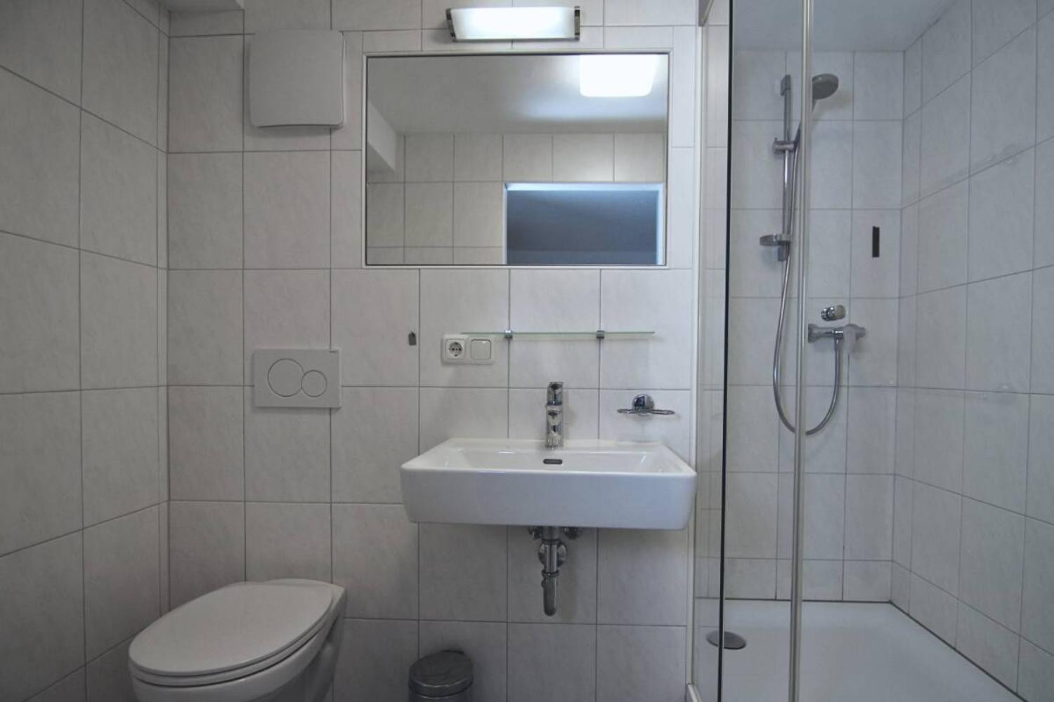 07-scalewidthwzeymdbd-catered-chalet-demlhof-finkenberg-badkamer-1466895