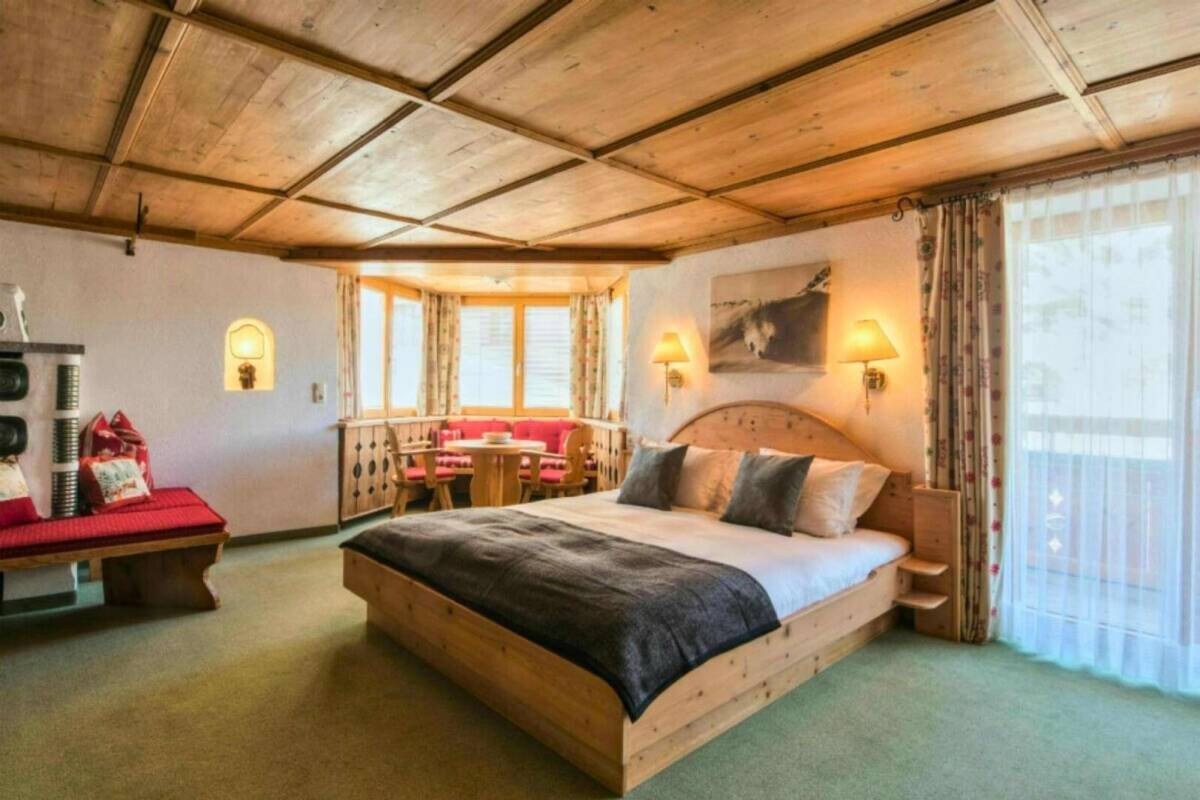 08-v2-scalewidthwzeymdbd-catered-chalet-arlberghoehe-sankt-christoph-vierpersoonskamer-1462514