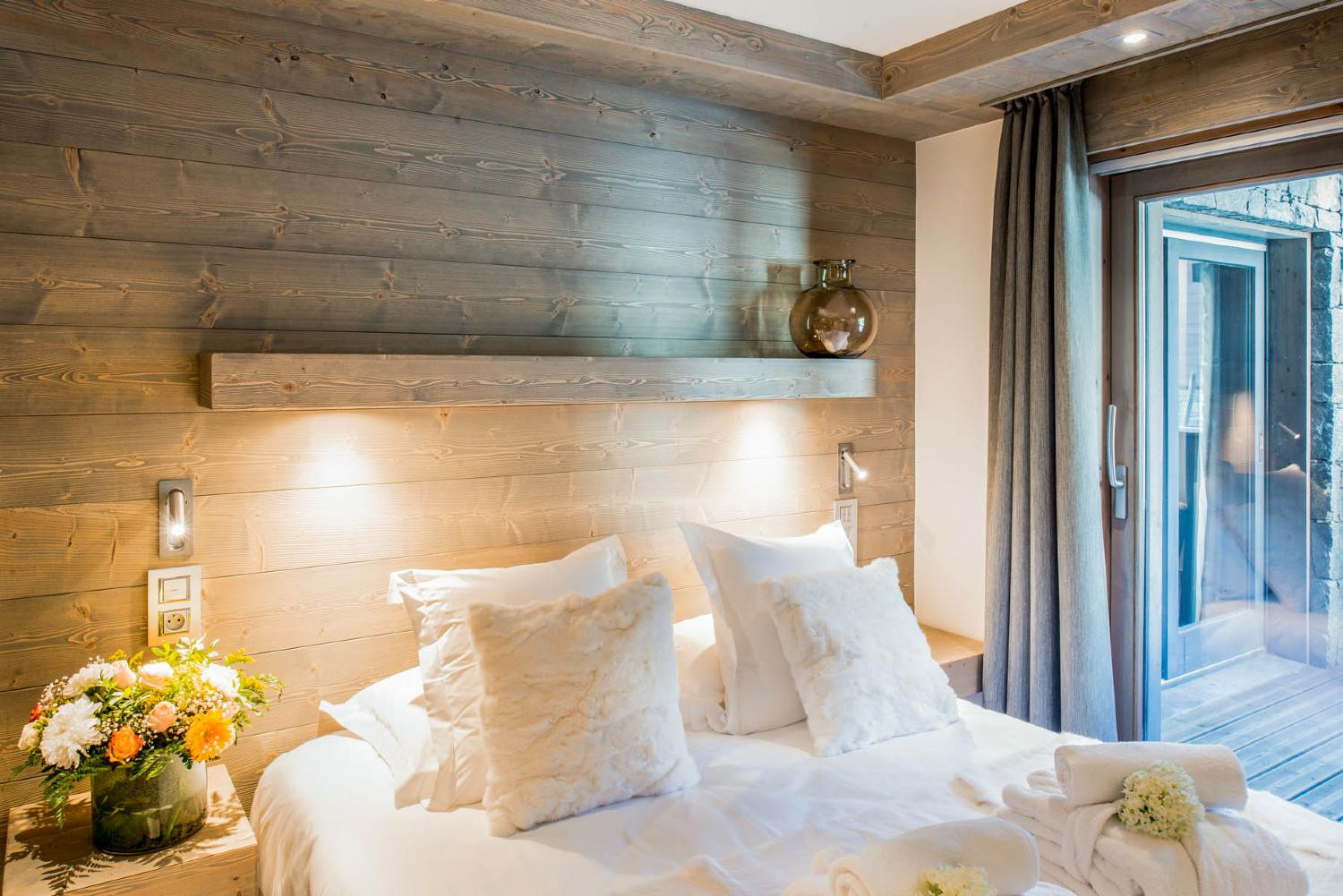 10mammoth-lodge-d022-1147734 10mammoth-lodge-d022-1147734