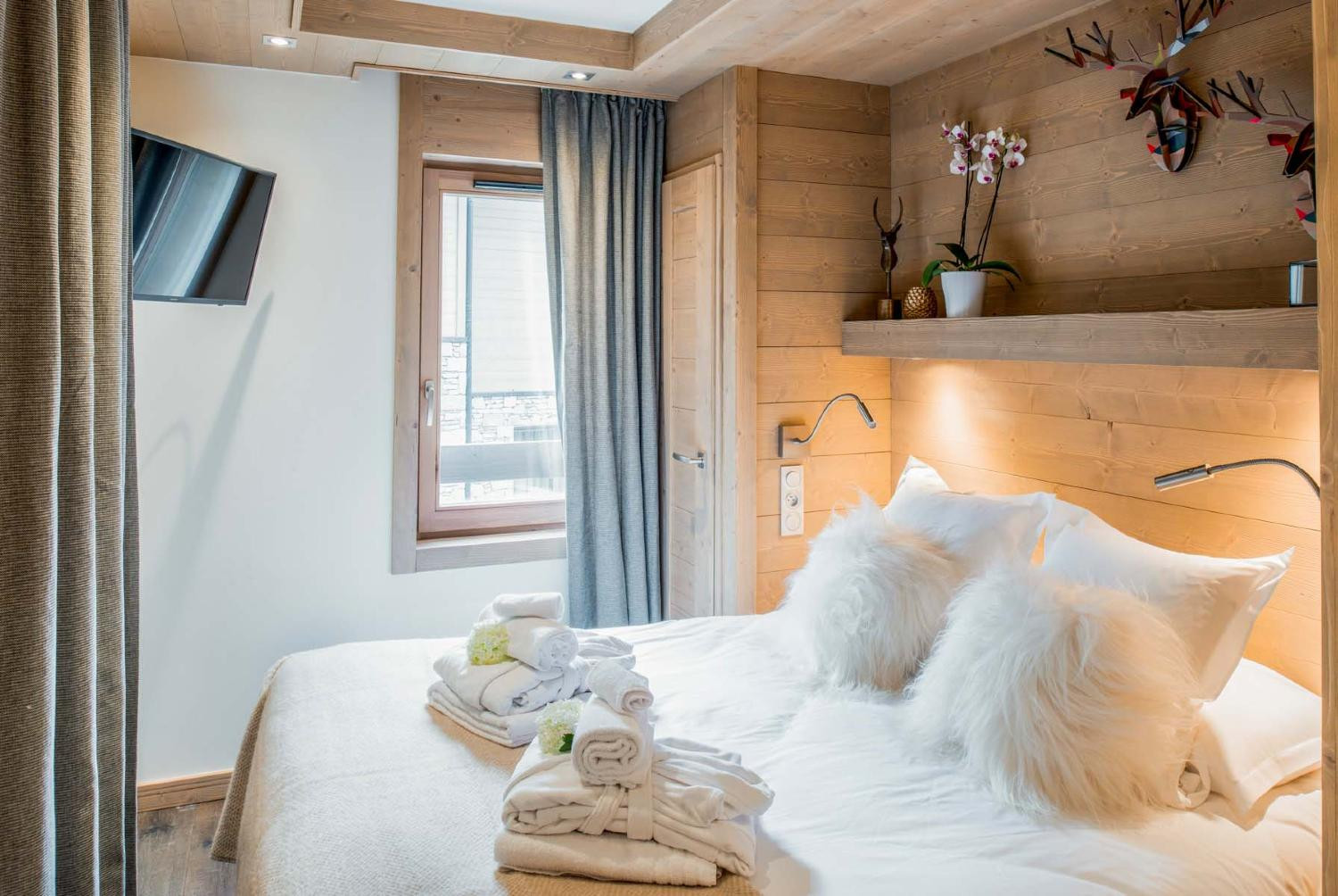 10mammoth-lodge-d11-058-1147848