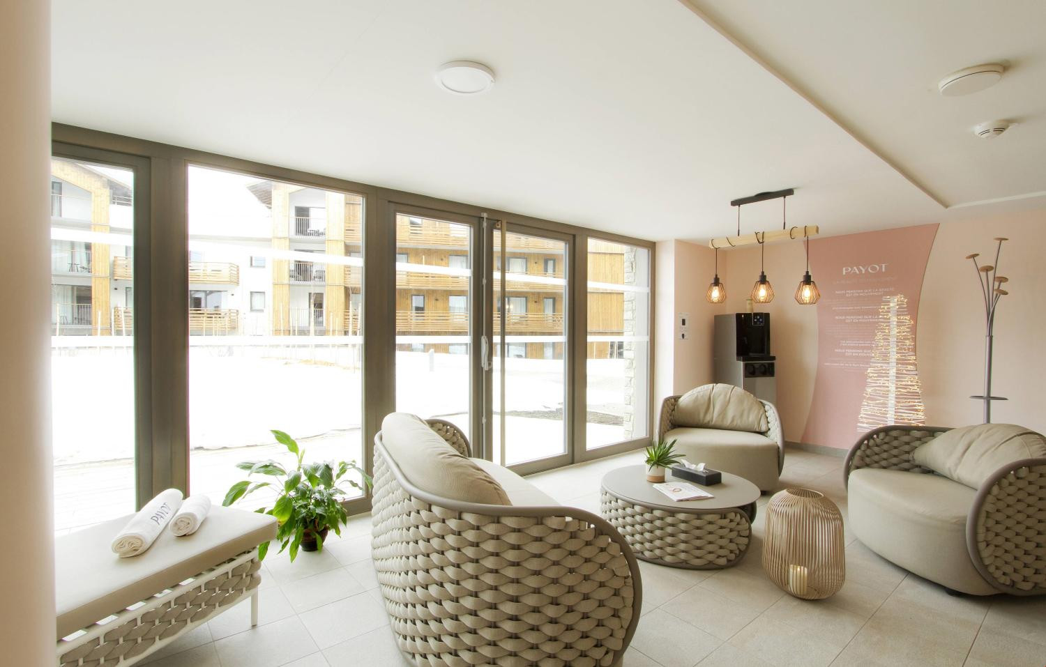 11-2896-tmpae4a-3960-spa-payot-eclose-salon-999883