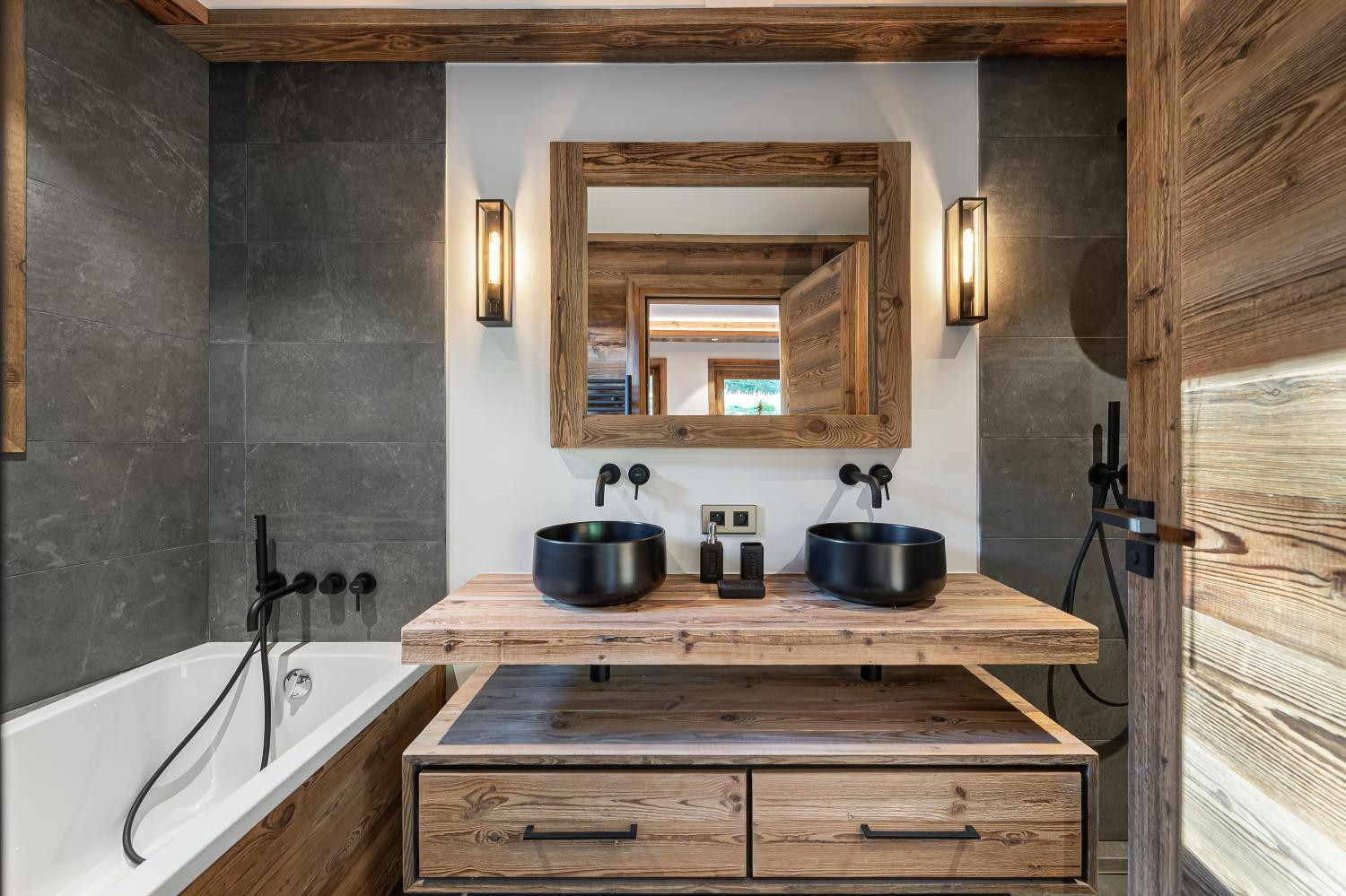 1416d748-5eb3-4d39-9aee-9f9d47fae92f-1451495 1416d748-5eb3-4d39-9aee-9f9d47fae92f-1451495