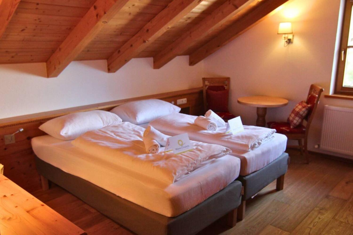 16-scalewidthwzeymdbd-catered-chalet-anna-maria-sankt-anton-tweepersoonskamer-1466820