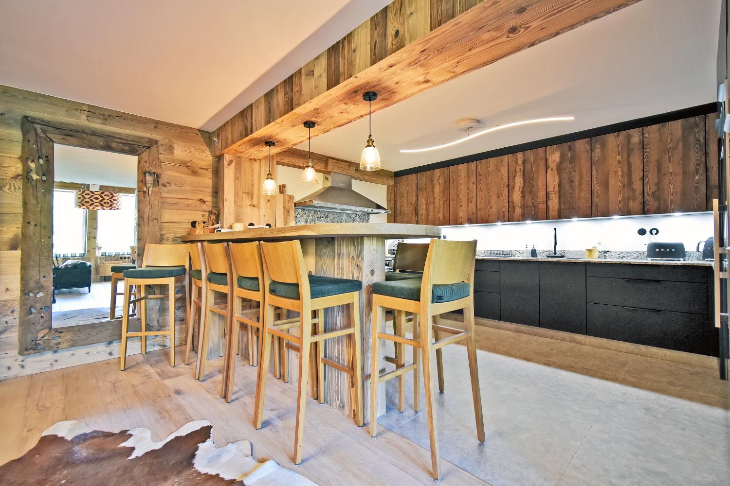 1f504d0d-915e-4fcc-8114-6e5bcb5f005e-1451016