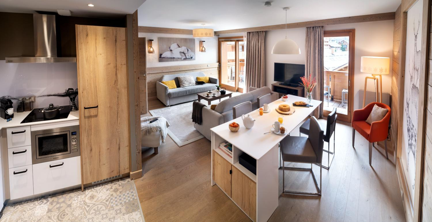 2-dining-area-hevana-3-bedroom-1038718