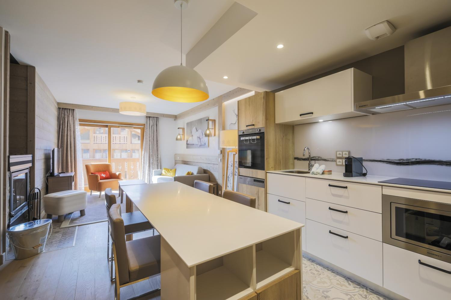 2-kitchen-area-2-hevana-2-bedroom-1038634