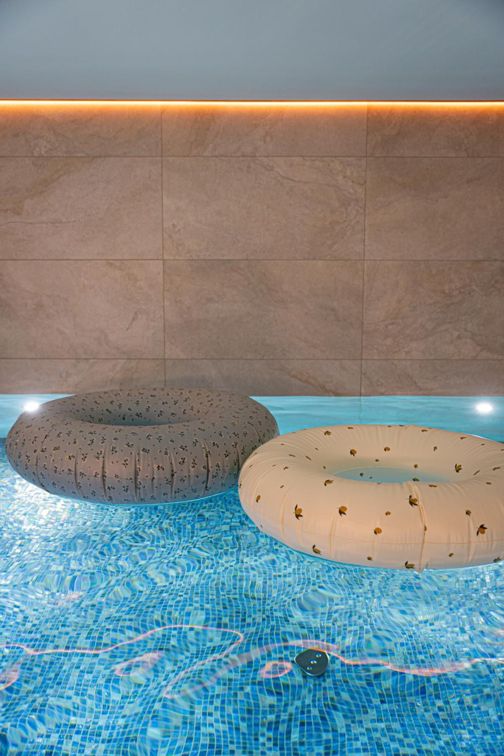 2-silverstone-aline-hudry-141223-44-799073