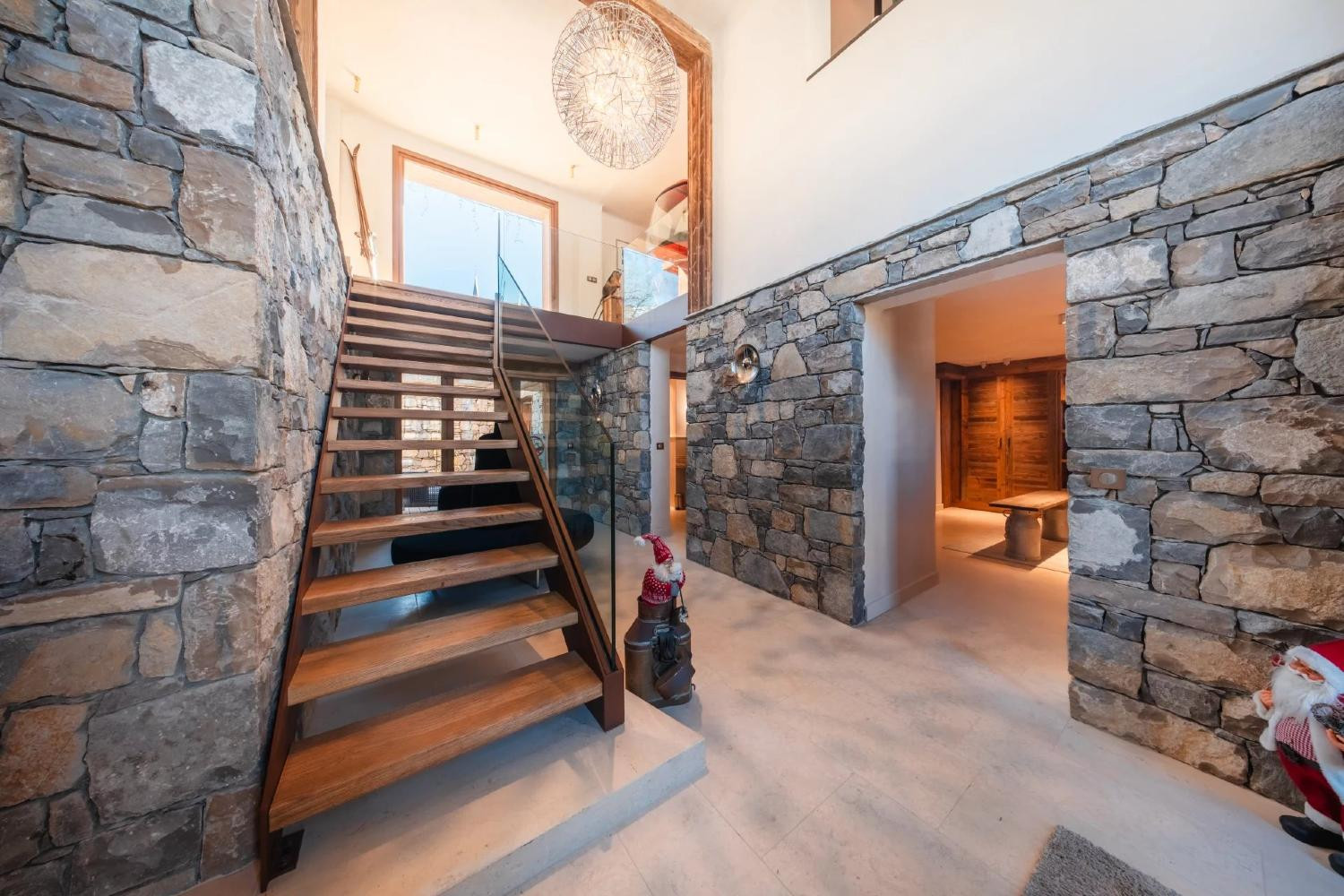 20bab4d0-26cc-4b7c-b24d-0593a79d9f23-1267089