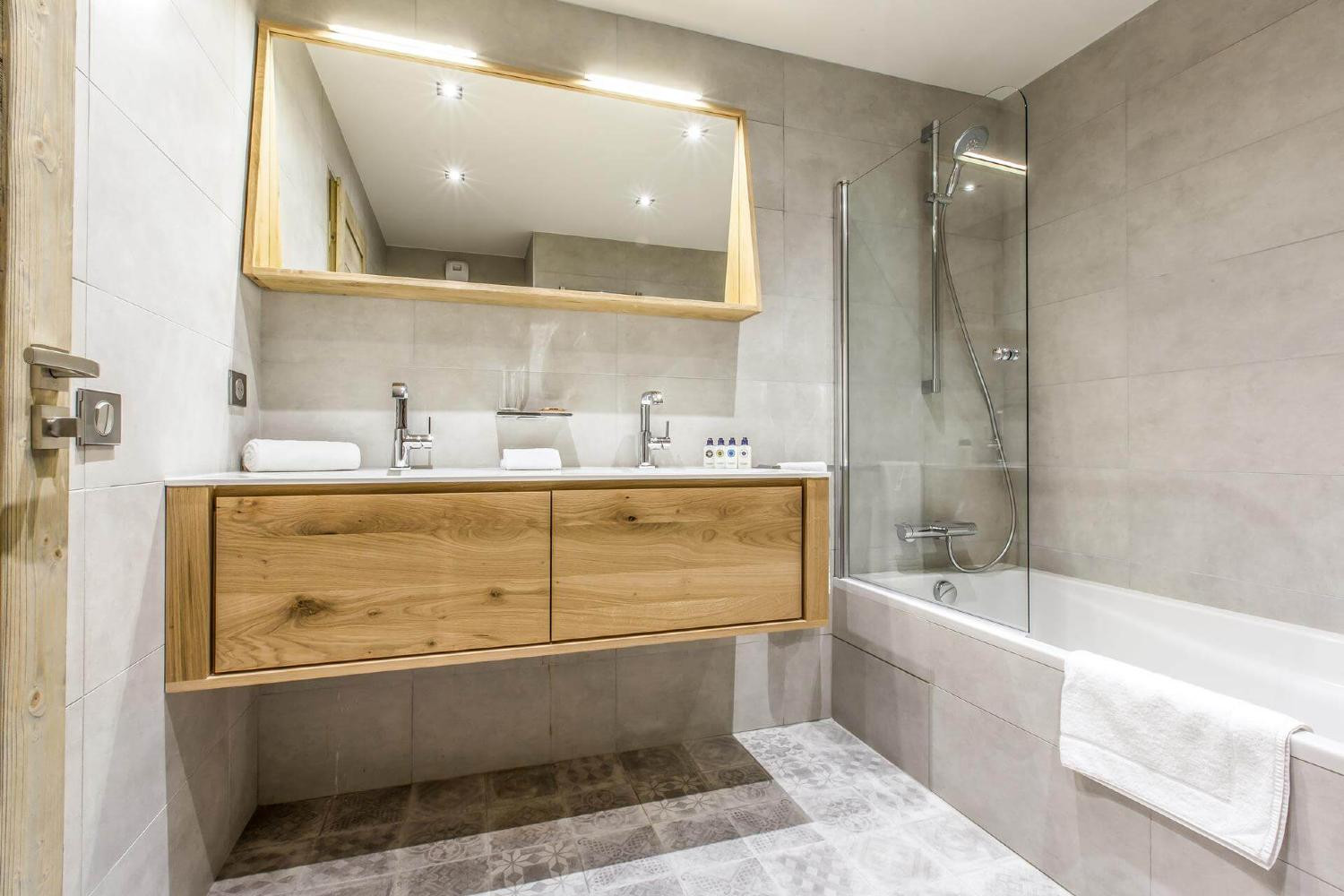 20keystonev2-c19-18-915-1147731