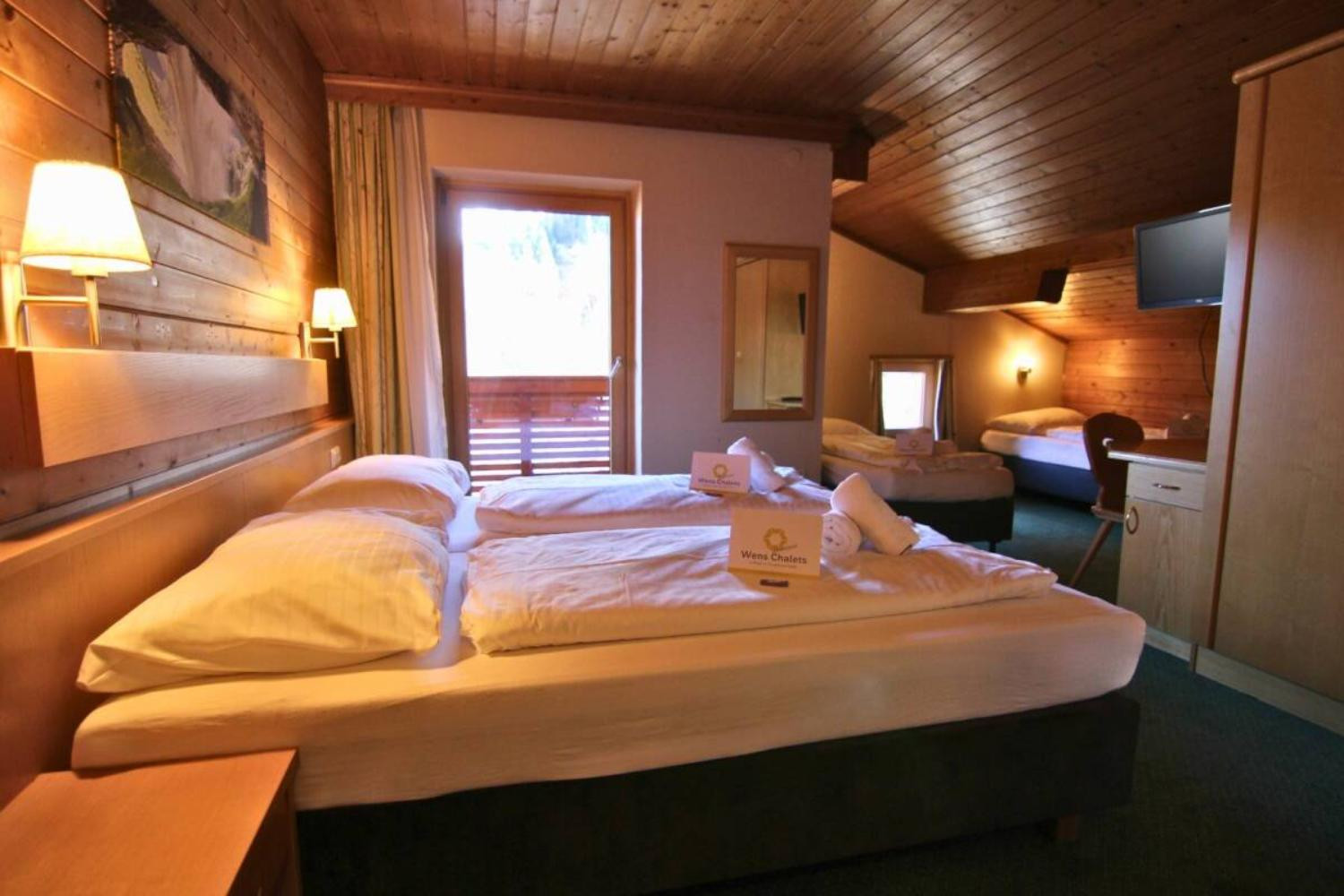 21-scalewidthwzeymdbd-catered-chalet-alpensport-saalbach-hinterglemm-familiekamer-1466768