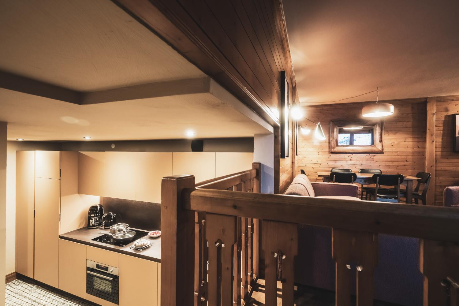 22-montagnettes-residence-sapiniere-menuires-4p6s-cuisine-06-cande-2026-1450707