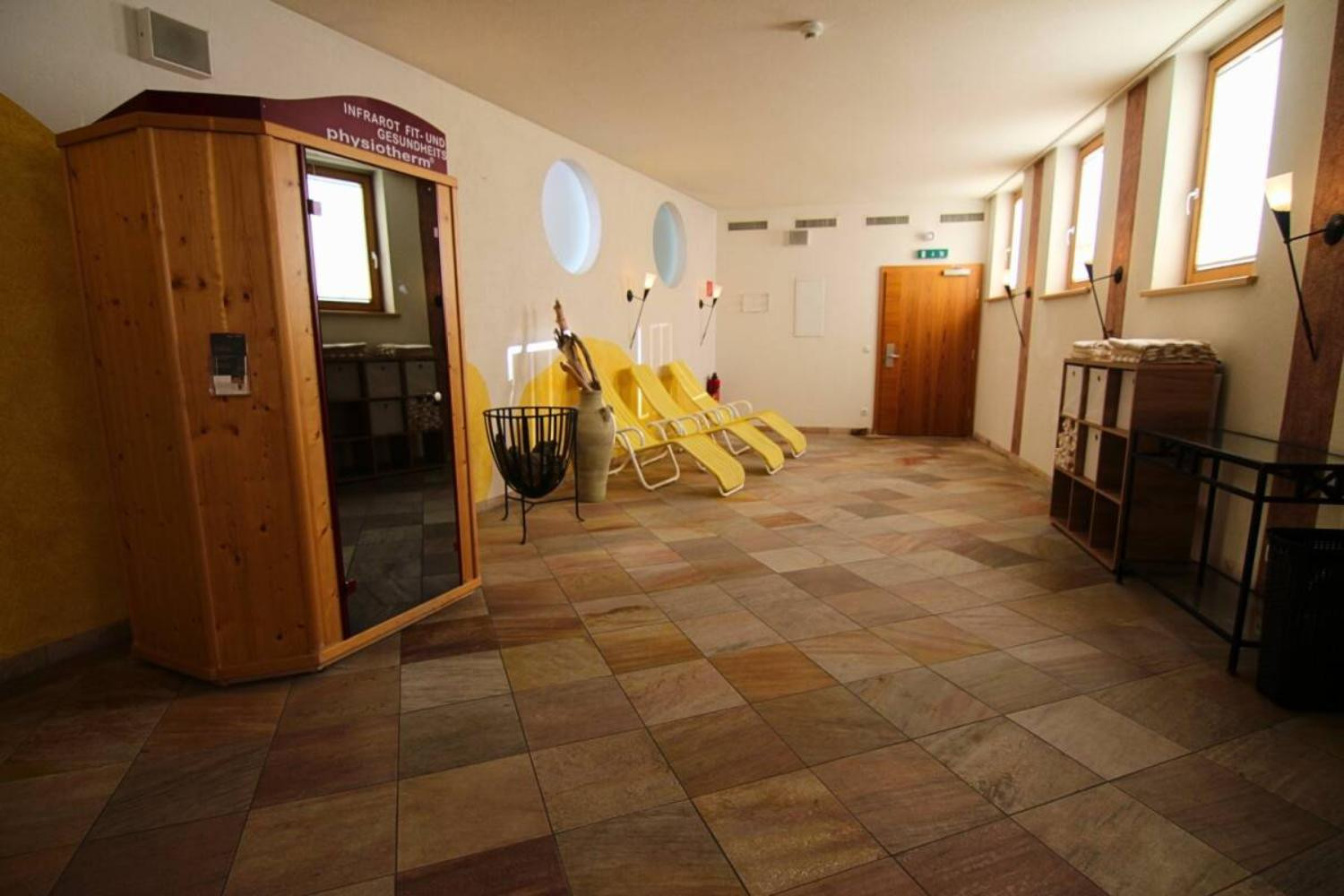 24-scalewidthwzeymdbd-catered-chalet-tirolerhof-serfaus-infraroodsauna-1467278