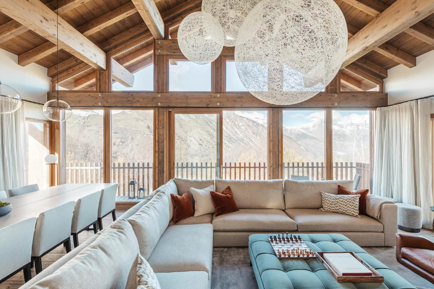 255a230c-59ab-478f-893a-7a21158c0344-1451037