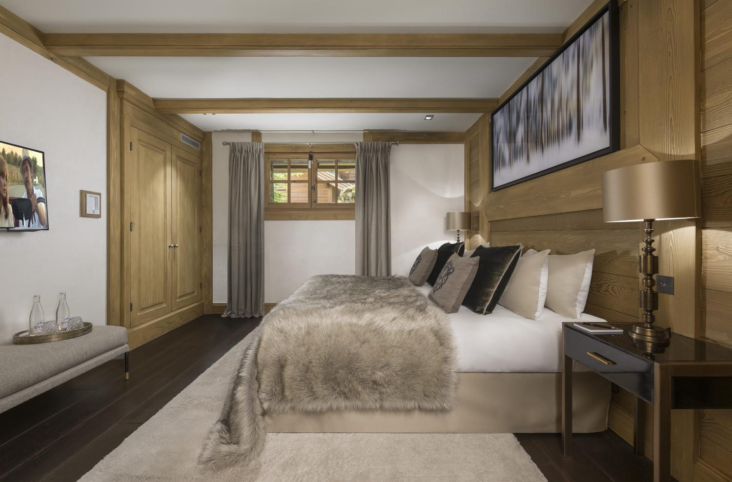 2ffcfebb-98a4-4d78-9a6d-d785b03cfda2-1451388