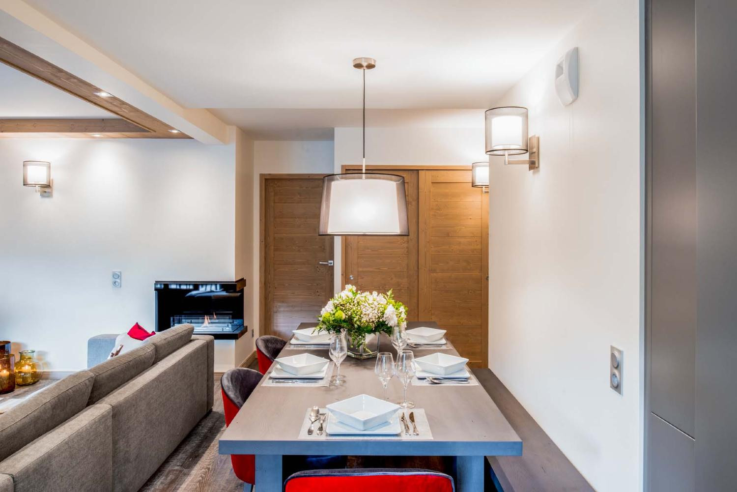 2mammoth-lodge-d11-002-1147839