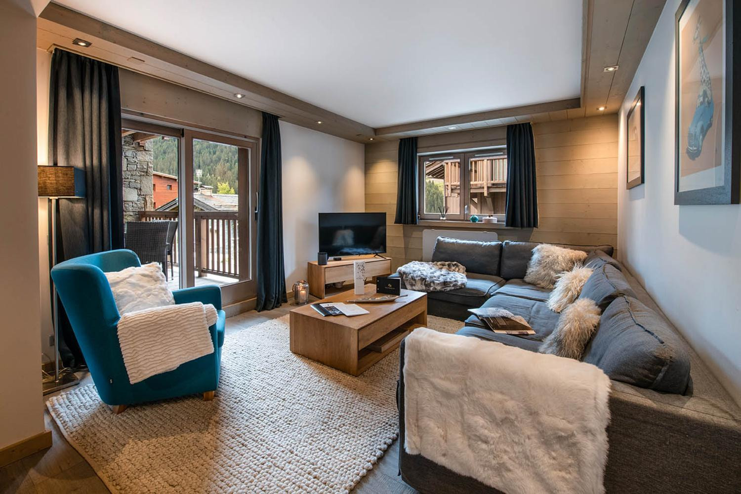 2pg-whistler-lodge-b01-001-1147547