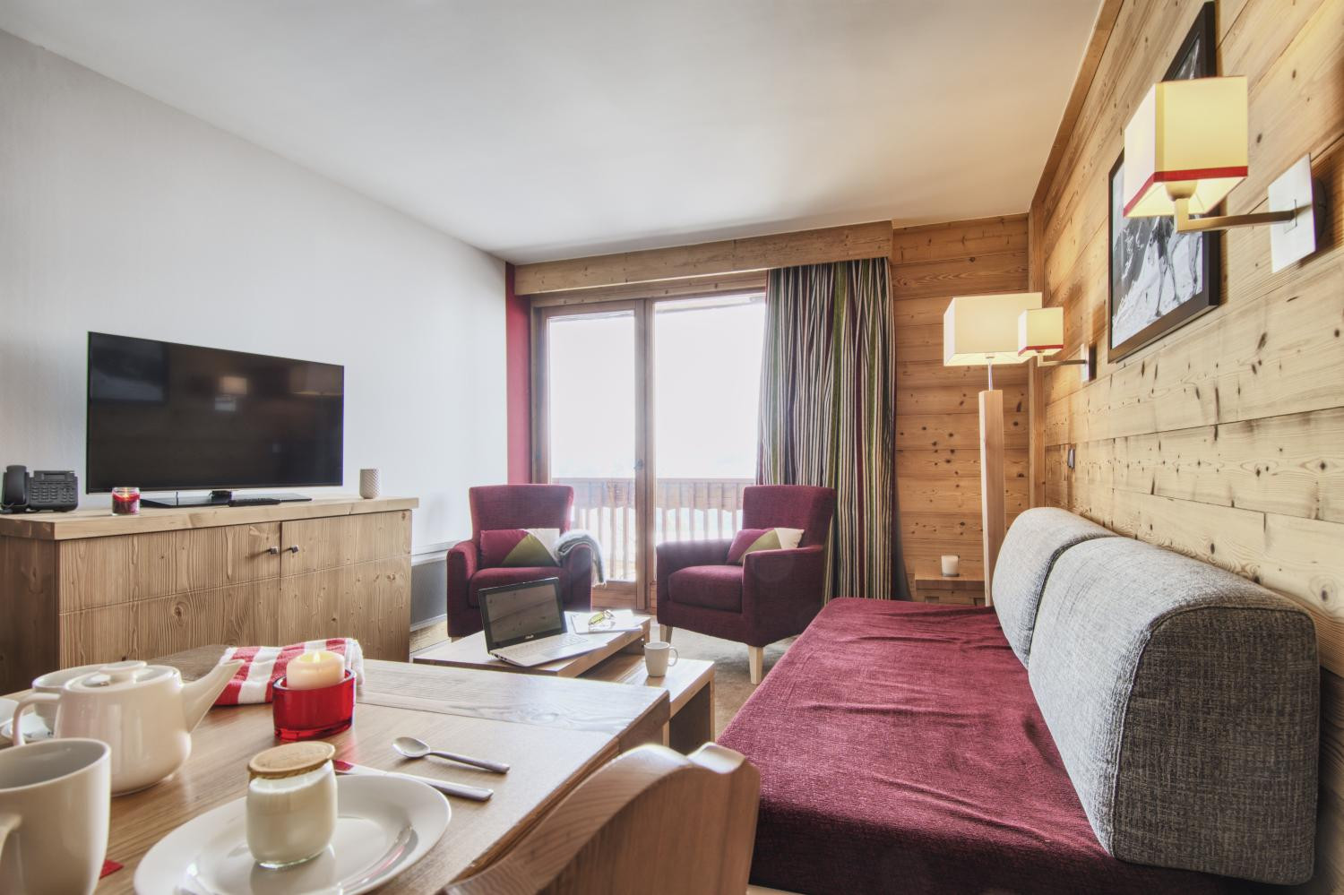 3-living-area-2-bedrooms-chalet-du-forum-1038695