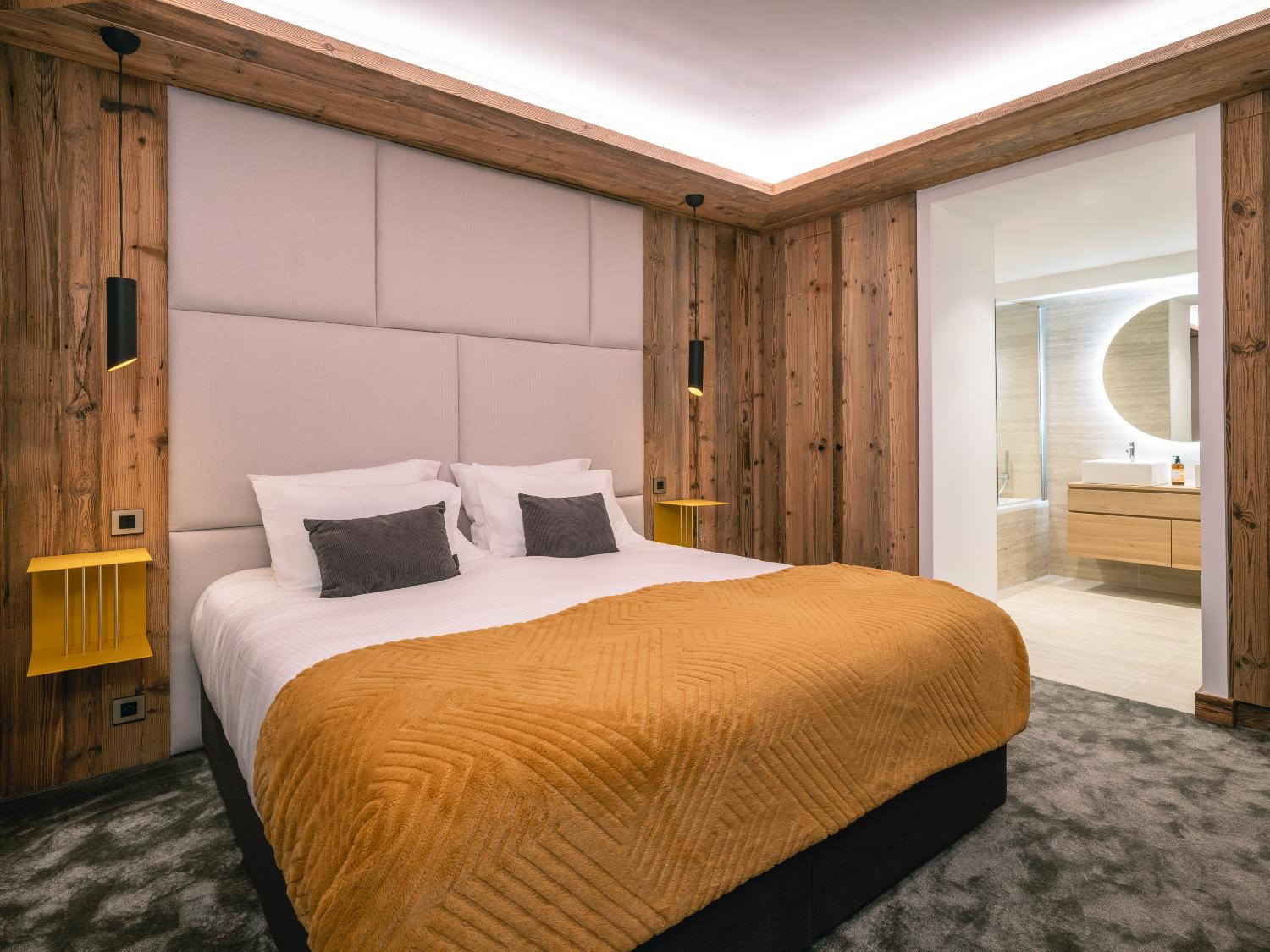 30df7f35-d32f-49fe-afdd-5b22ba46a344-1450806