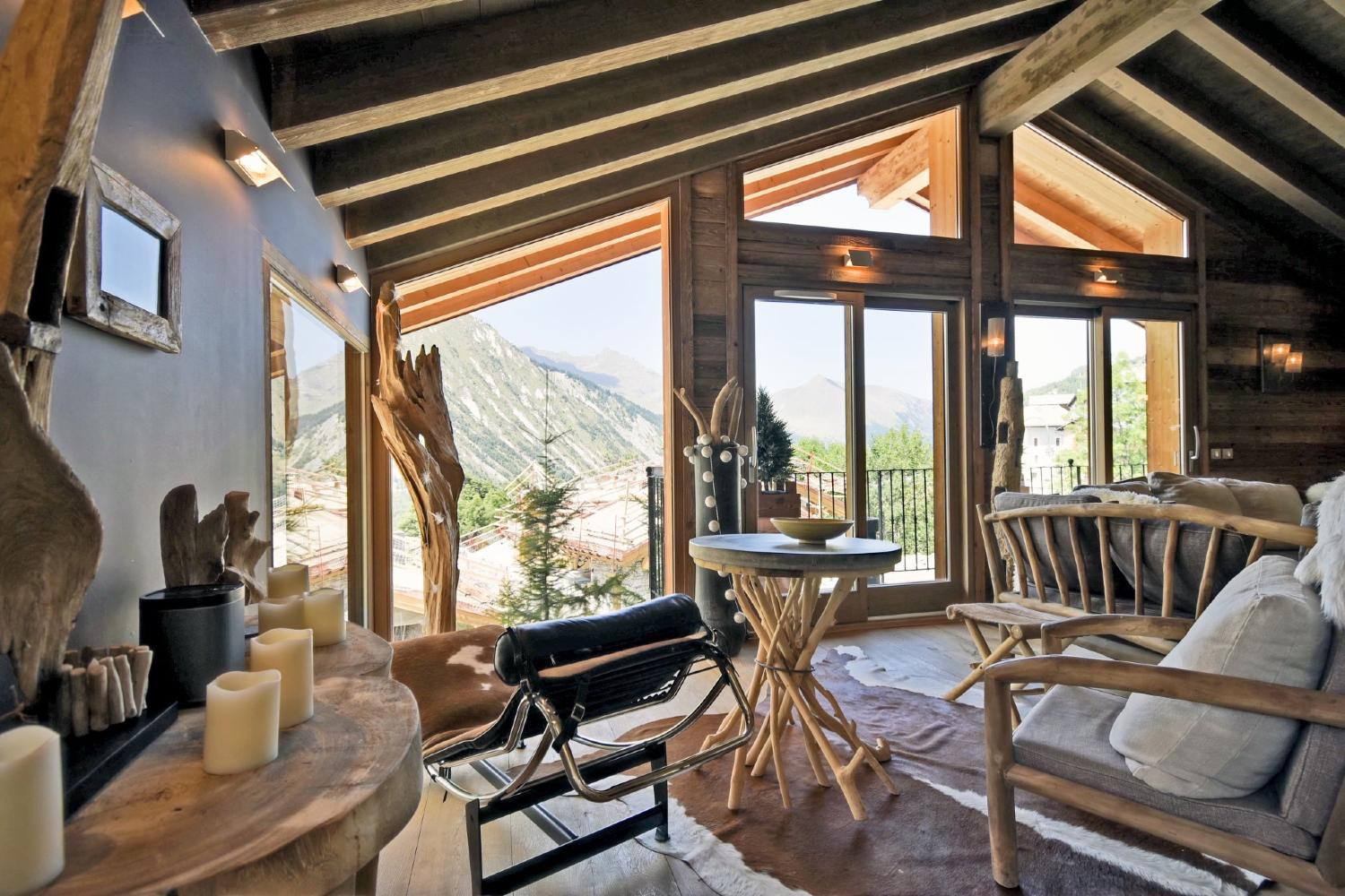 39dcd94f-055f-40d2-a768-50a99927056d-1451132