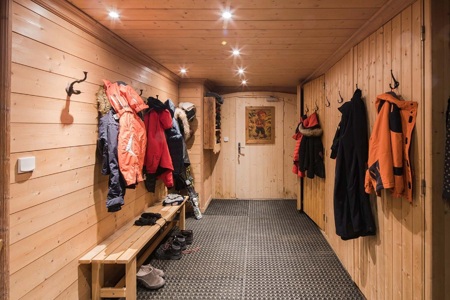 3bebd86f-73a1-443a-b4a9-2942246c5420-1450955