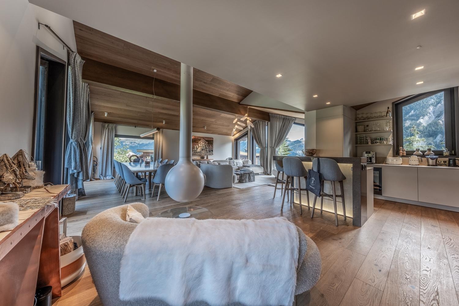 3e5d6106-602a-4bb9-9058-e37c18fd664b-1451361