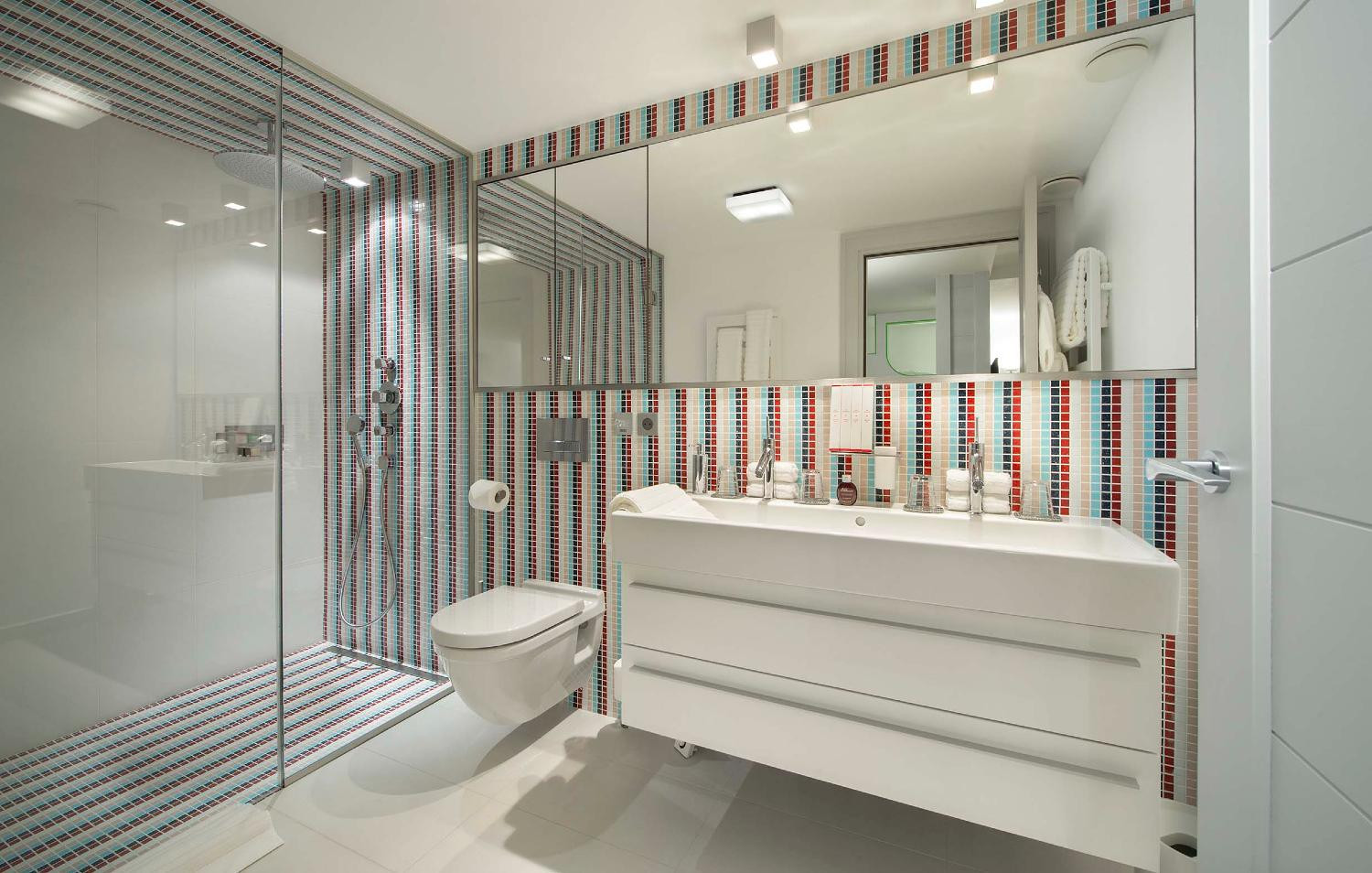 3f818059-ade0-4972-b762-0592d0d87a87-1451737