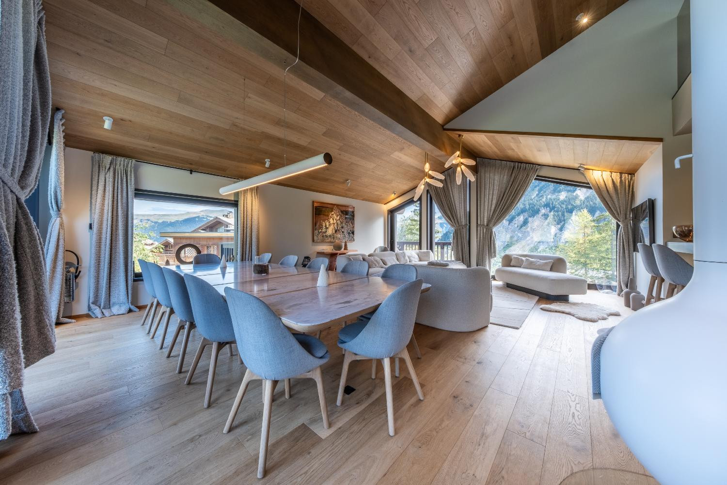 411eff5f-132c-4f4a-8a61-458dcef48800-1451366