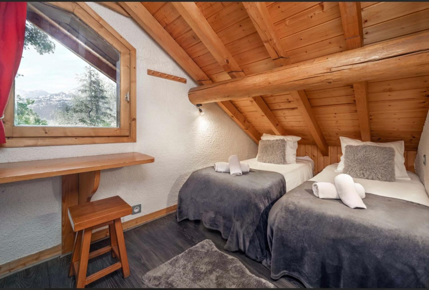 4648c77d-5083-4b63-b88f-5bdd2af20289-1450988