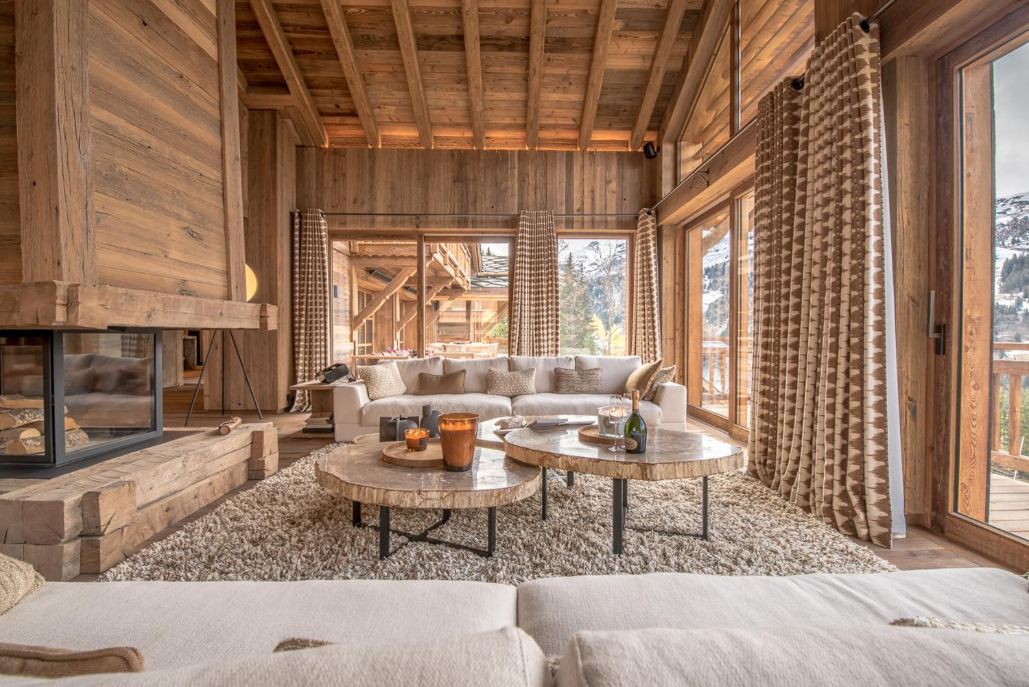 4eb6c2d5-4234-4159-b5c3-bf439e26c885-1450901