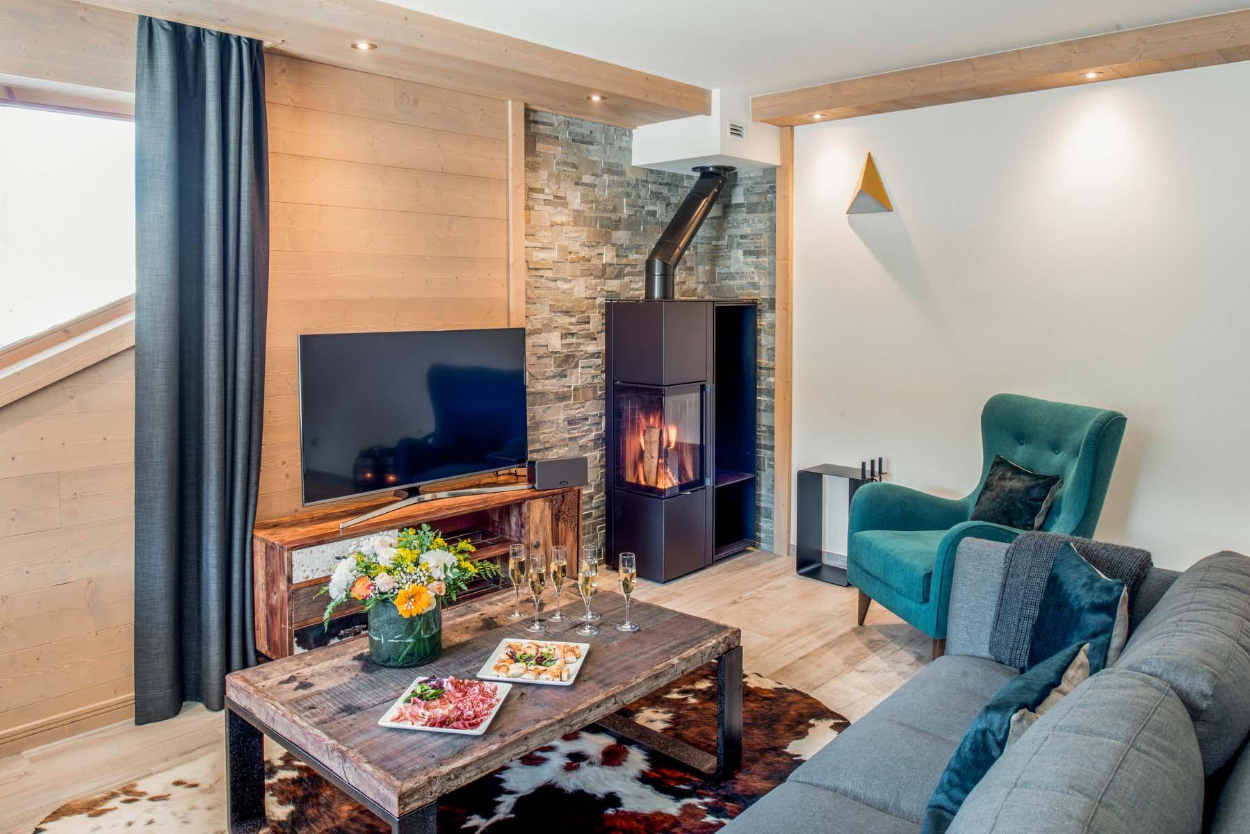 4mammoth-lodge-d12-042-1147858